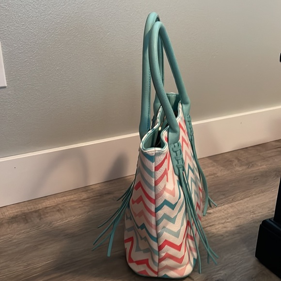 Like New Charming Charlie Bag - Picture 2 of 4